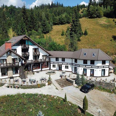 Pensiunea Poiana Izvoarelor Vatra Dornei Esterno foto