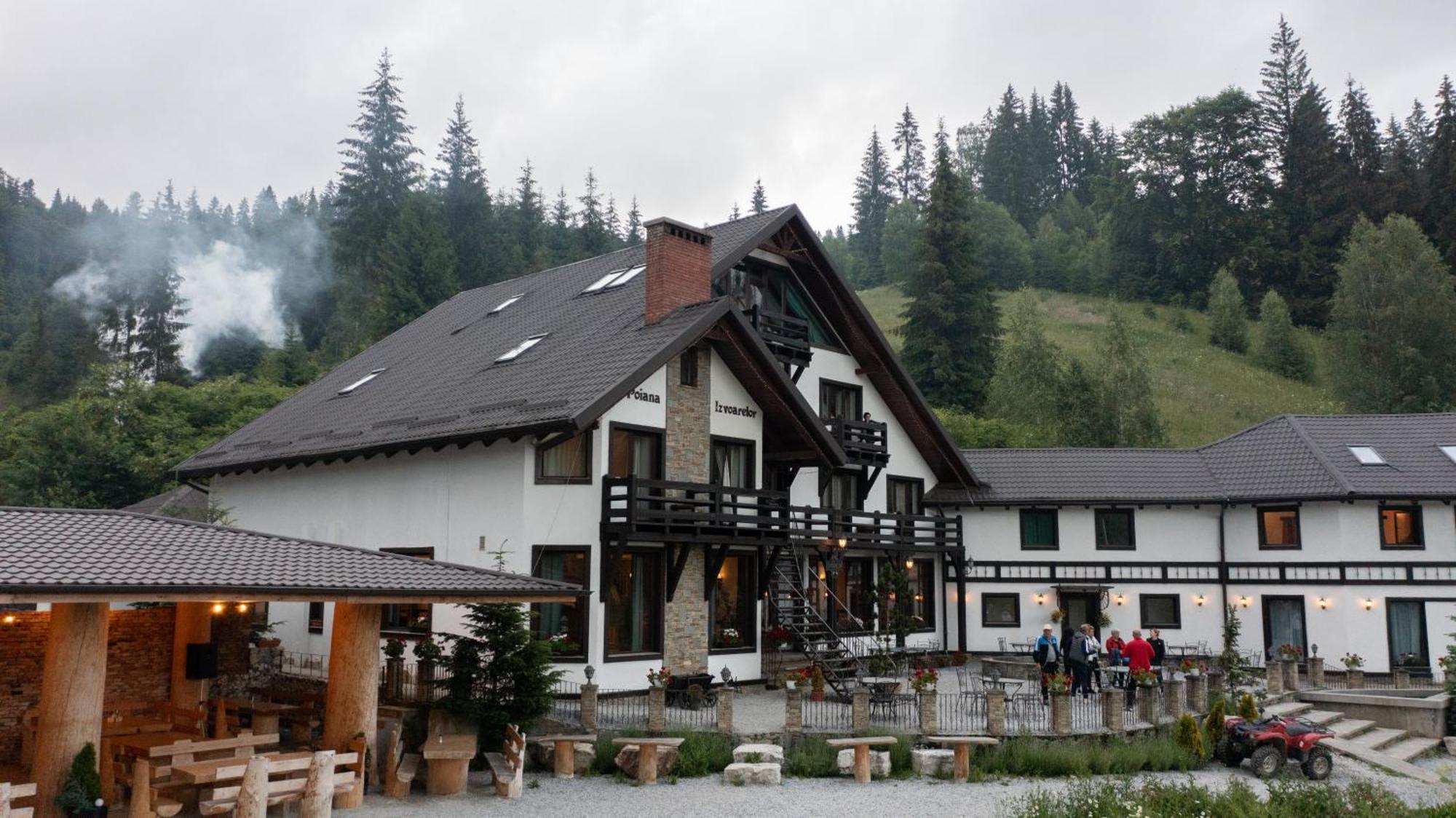 Pensiunea Poiana Izvoarelor Vatra Dornei Esterno foto